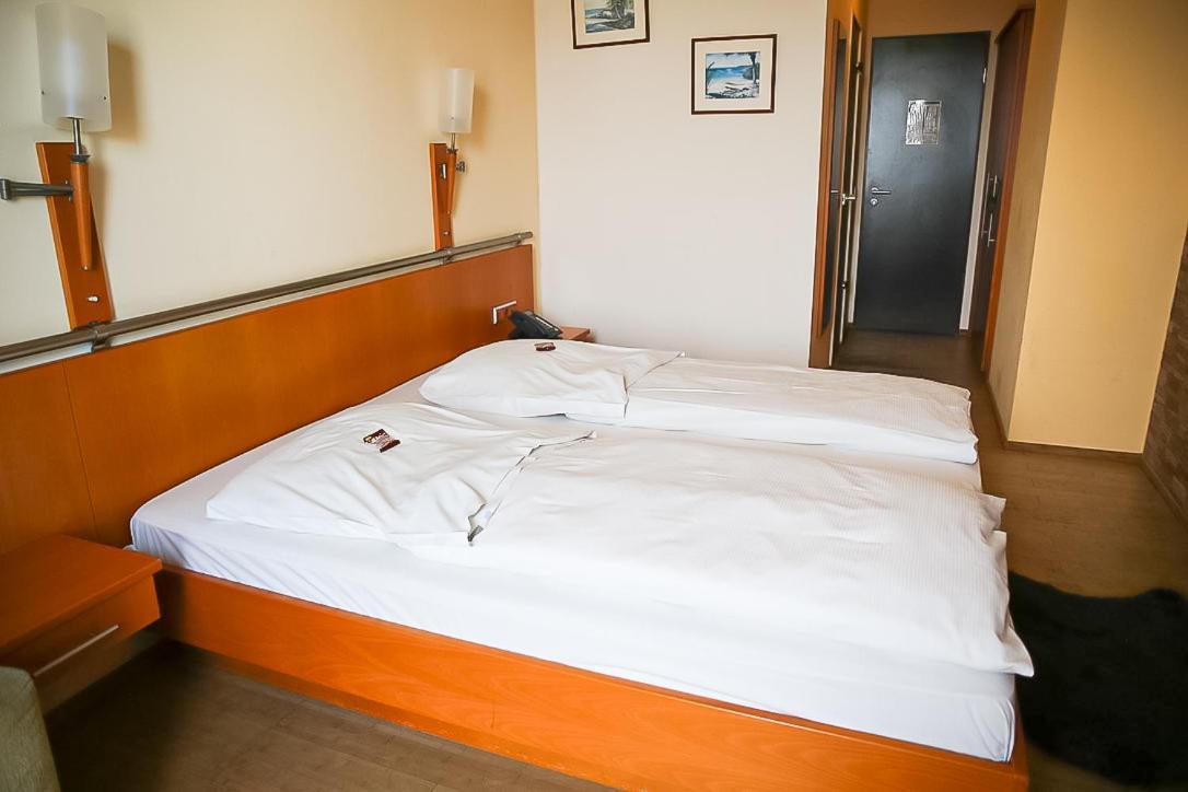 Royal Inn ケルン エクステリア 写真