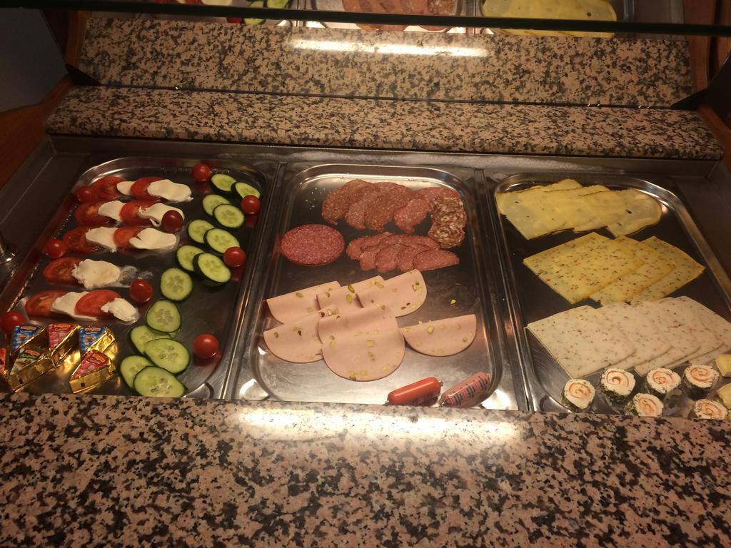 Royal Inn ケルン エクステリア 写真